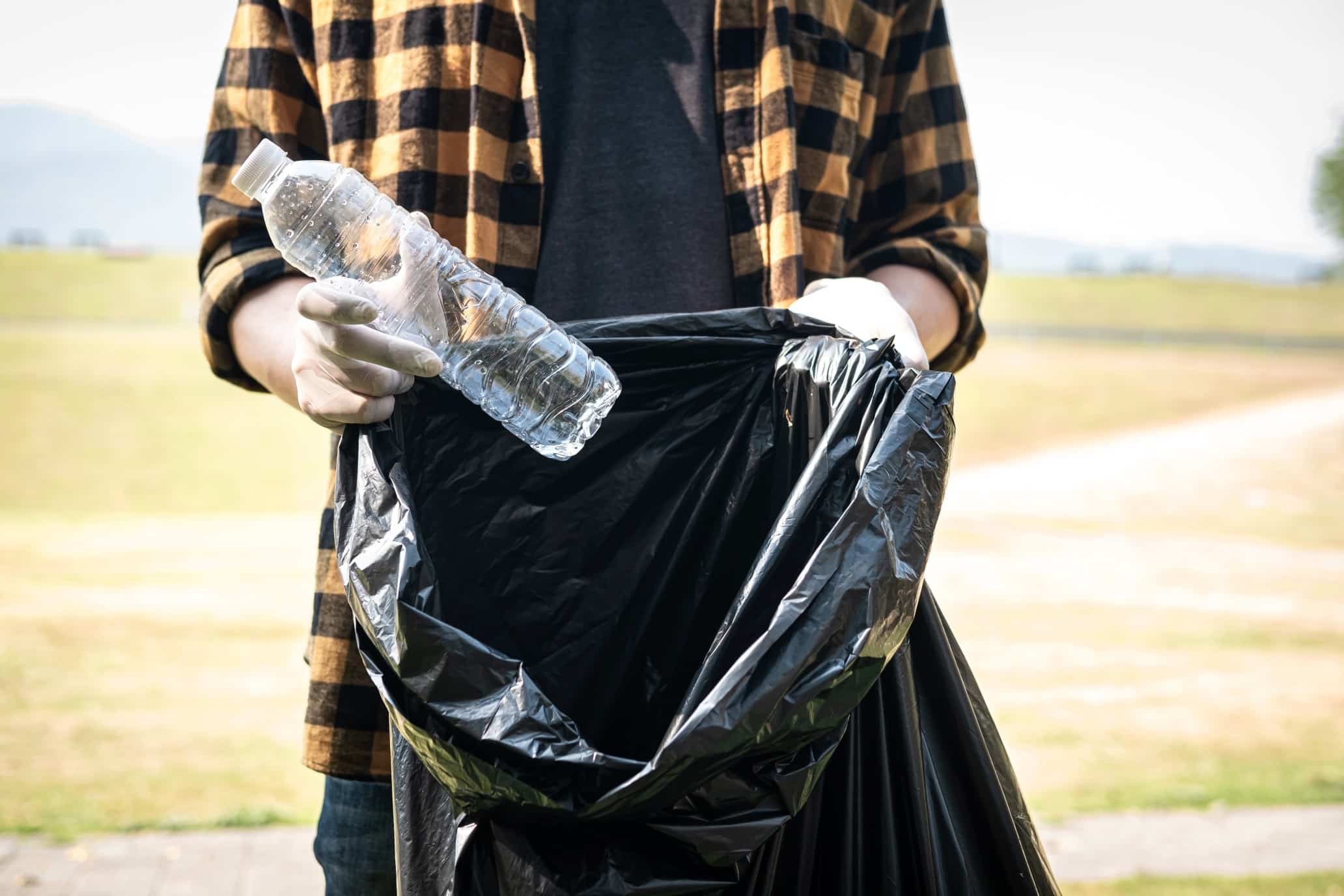 Flaschenpfand - Gut für die Umwelt?! Bild: @ElleAon via Twenty20
